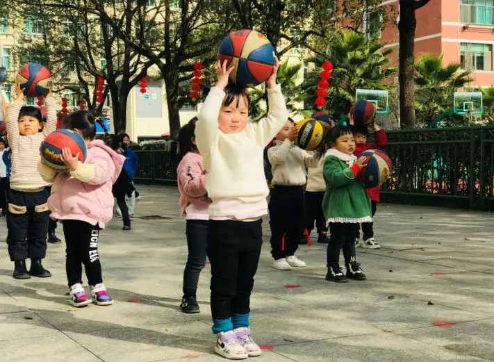 如何结合营养补充提升篮球主力的体能恢复_2